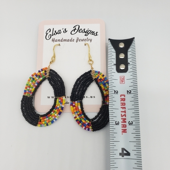 1800- Beaded Women's Multicolor Dangle Earrings Handmade NWT - Picture 3 of 4
